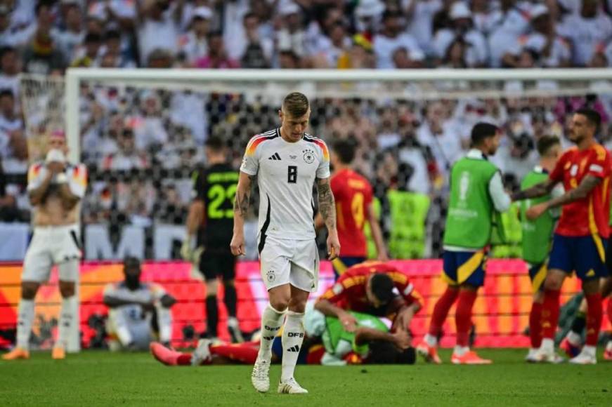 Kroos entre lágrimas, tristeza de Alemania y festejo de España por pase a semifinales de Eurocopa