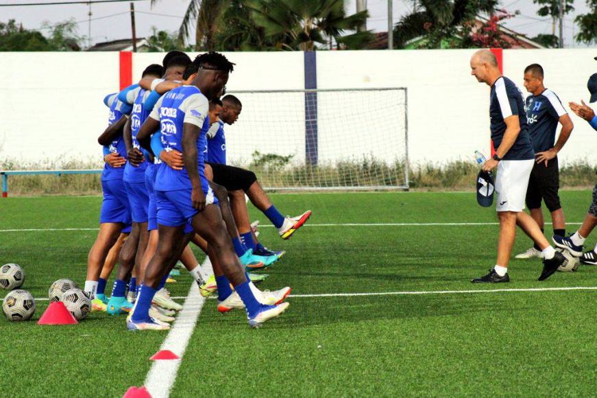 Honduras realizó su primer entrenamiento en Curazao previo al debut en la Nations League