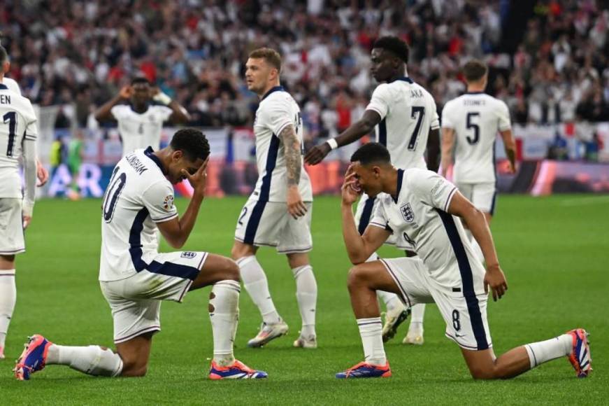 Marcan luego de 24 años en Eurocopa, nuevo look de Depay y Bellingham figura