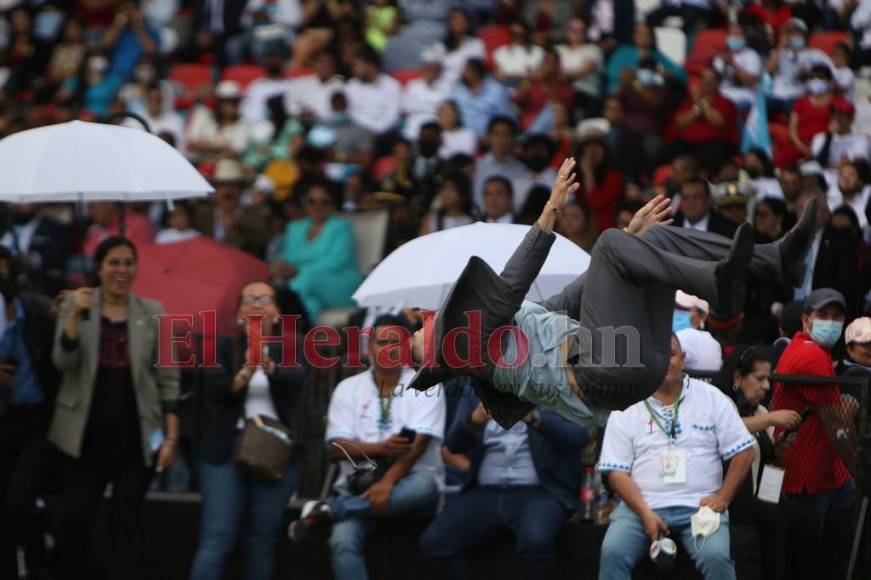 Teófimo López ofreció show de boxeo en las fiestas patrias de Honduras