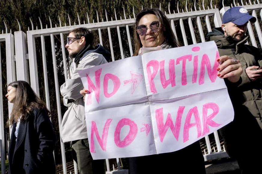 “Putin es un ilegítimo”: protestan contra triunfo de Putin en elecciones