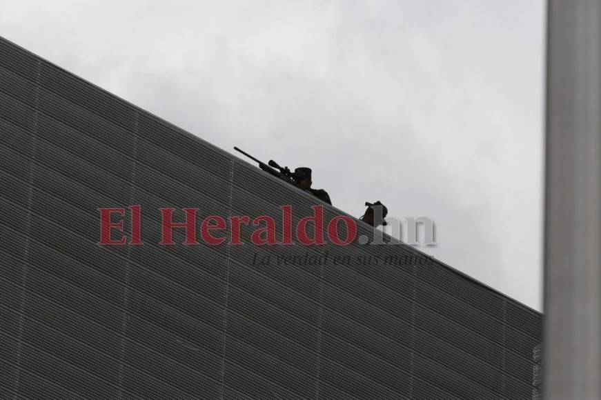 Así fue la llegada de Pedro Sánchez a Casa Presidencial (FOTOS)