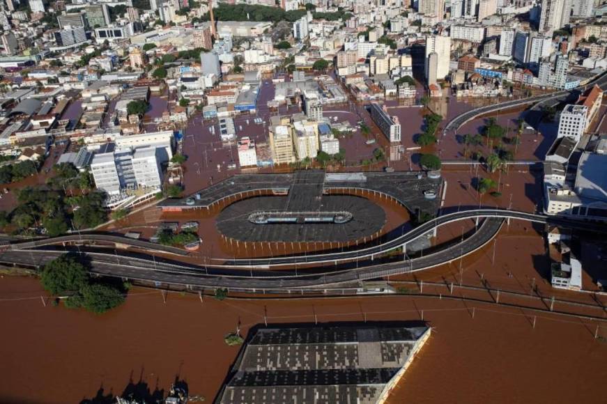 Imágenes impactantes en Brasil: estadios de gremio e Inter afectados por inundaciones