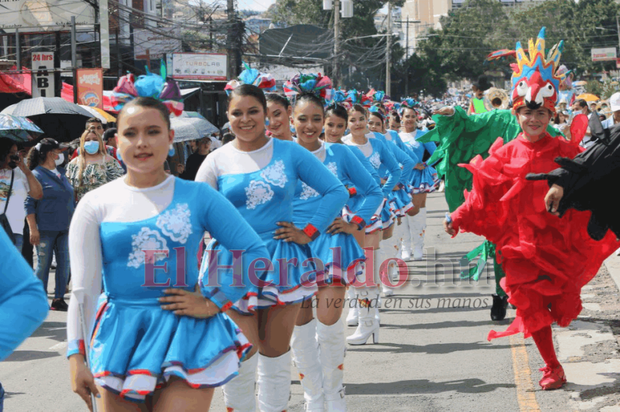 Las bellas palillonas del Instituto Superación San Francisco