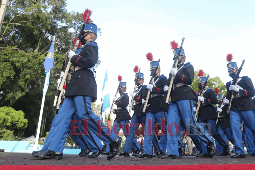 ¡Honor y lealtad! Así fue el desfile de los cadetes de las Fuerzas Armadas de Honduras