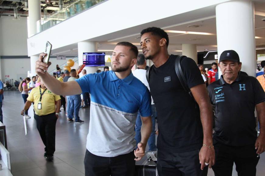 Furor tras la llegada de Palma, ‘Choco’ Lozano y dos legionarios más a la Selección de Honduras