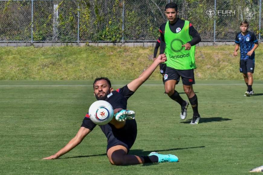 ¿Con Najar? Olimpia se alista para su primer clásico del Clausura