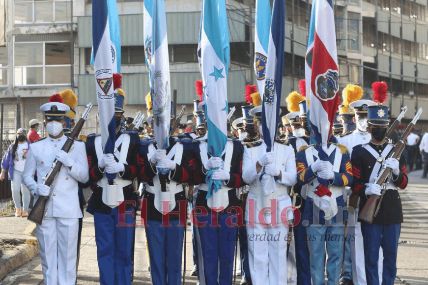 ¡Honor y lealtad! Así fue el desfile de los cadetes de las Fuerzas Armadas de Honduras