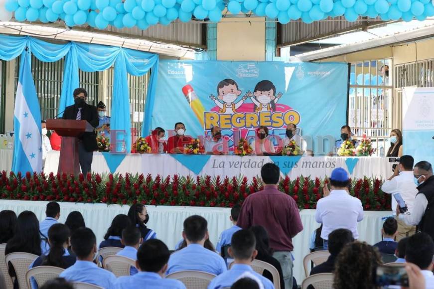 Educación inaugura el año lectivo presencial en Francisco Morazán