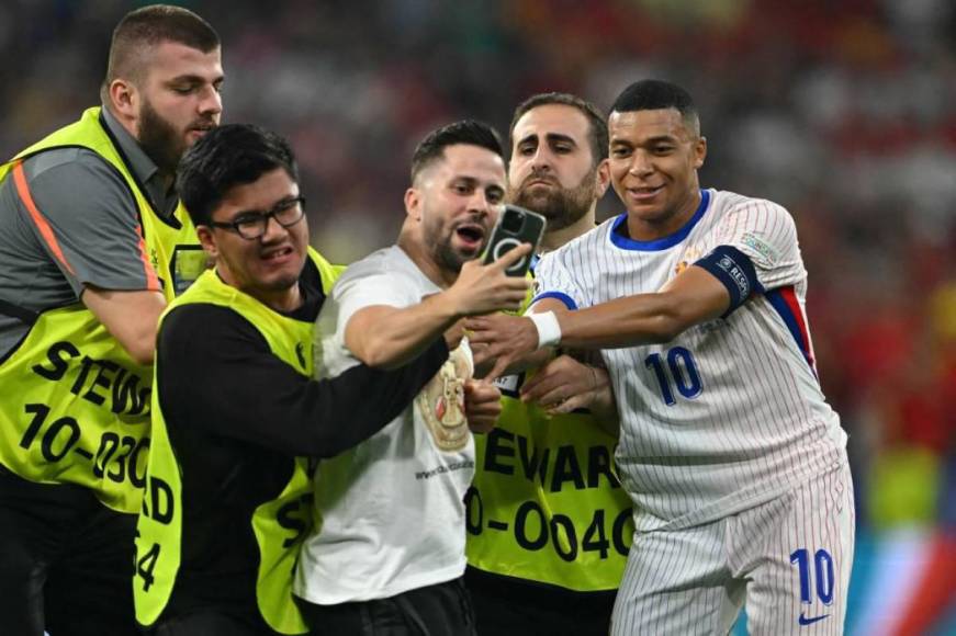 Lamine Yamal iluminado y Mbappé destrozado tras eliminación de Francia de la Euro 2024