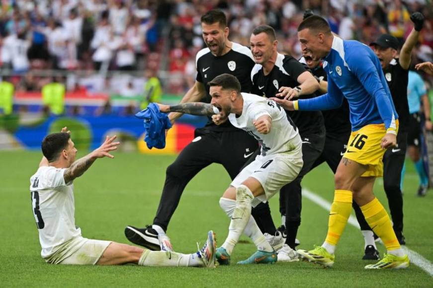 Marcan luego de 24 años en Eurocopa, nuevo look de Depay y Bellingham figura