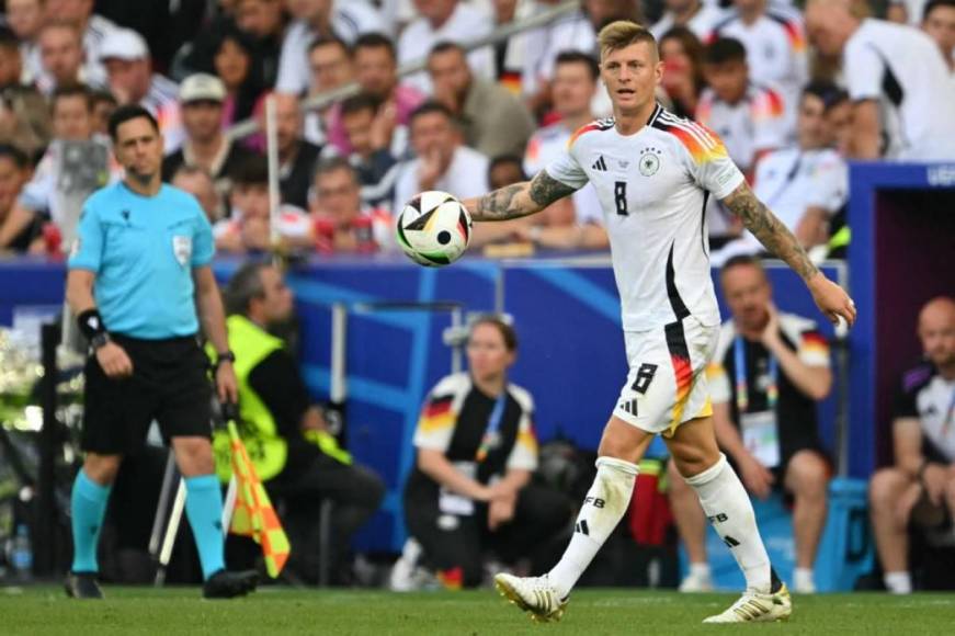 Kroos entre lágrimas, tristeza de Alemania y festejo de España por pase a semifinales de Eurocopa