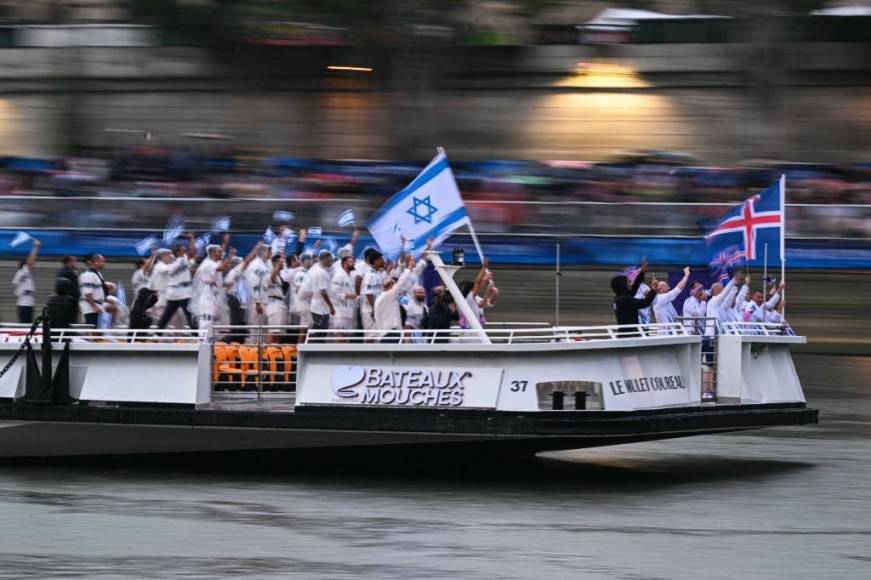 Con desfile de delegaciones en el Sena, inicia ceremonia de apertura París-2024