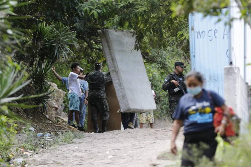 ¡Inseguridad en la colonia Villa Nueva! Familias abandonan sus hogares tras amenazas de criminales