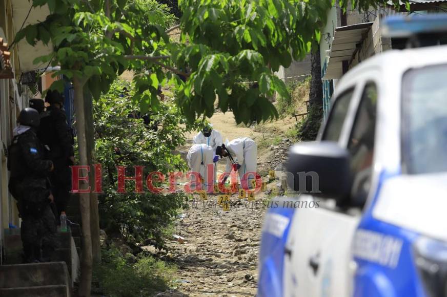 13 hombres vestidos con indumentaria militar perpetraron la masacre en Lomas del Carmen