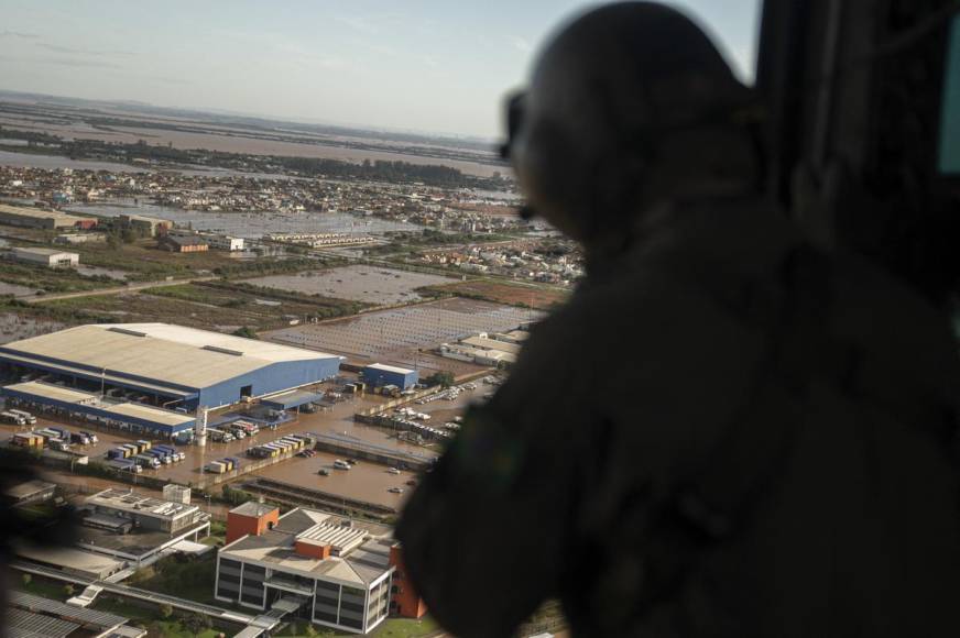 Imágenes aéreas de las inundaciones en Brasil que suman 100 muertes