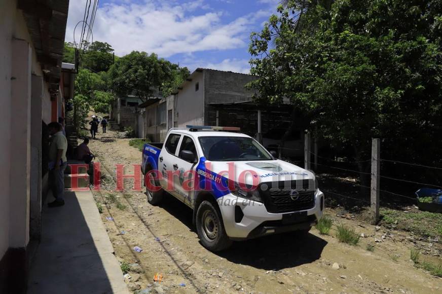 13 hombres vestidos con indumentaria militar perpetraron la masacre en Lomas del Carmen