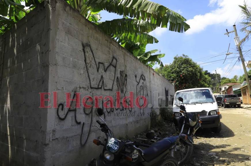 13 hombres vestidos con indumentaria militar perpetraron la masacre en Lomas del Carmen