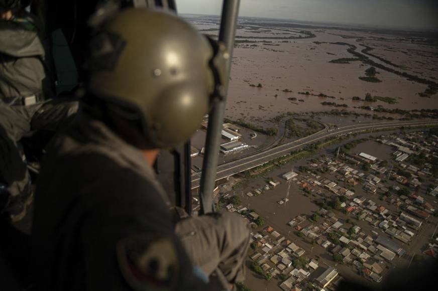 Imágenes aéreas de las inundaciones en Brasil que suman 100 muertes