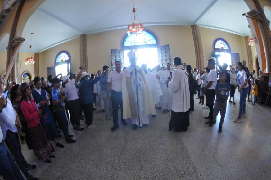 Aniversario 277: comienza celebración con llegada de Virgen de Suyapa a Basílica