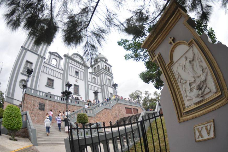 Aniversario 277: comienza celebración con llegada de Virgen de Suyapa a Basílica