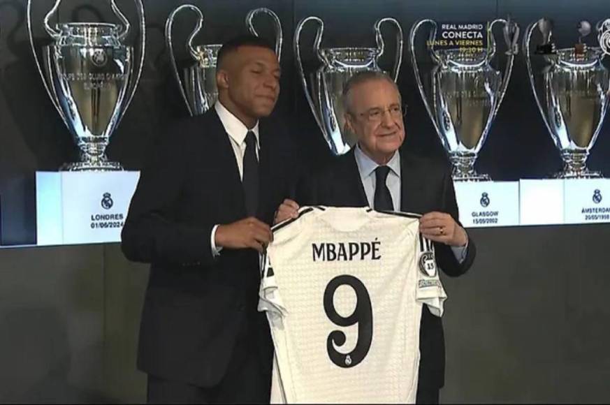 Mbappé imitó a Cristiano Ronaldo en su presentación con Real Madrid y el regalo de Florentino