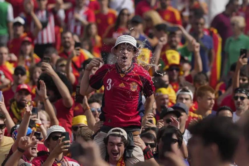 Ambientazo en final de Eurocopa 2024 entre España e Inglaterra