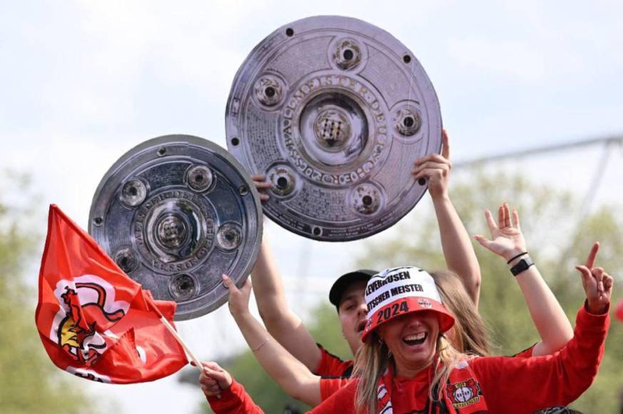 Bayer Leverkusen se mete a los equipos que se han coronado campeón invicto