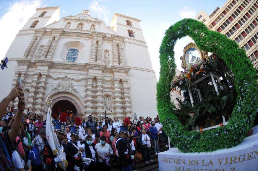 Fe y devoción en peregrinación por el 277 hallazgo de la Virgen de Suyapa