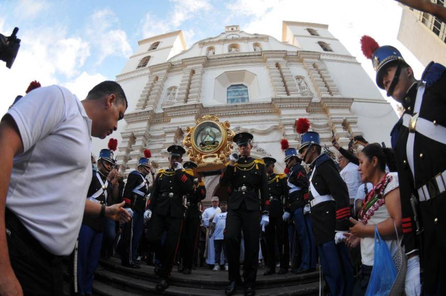 Fe y devoción en peregrinación por el 277 hallazgo de la Virgen de Suyapa