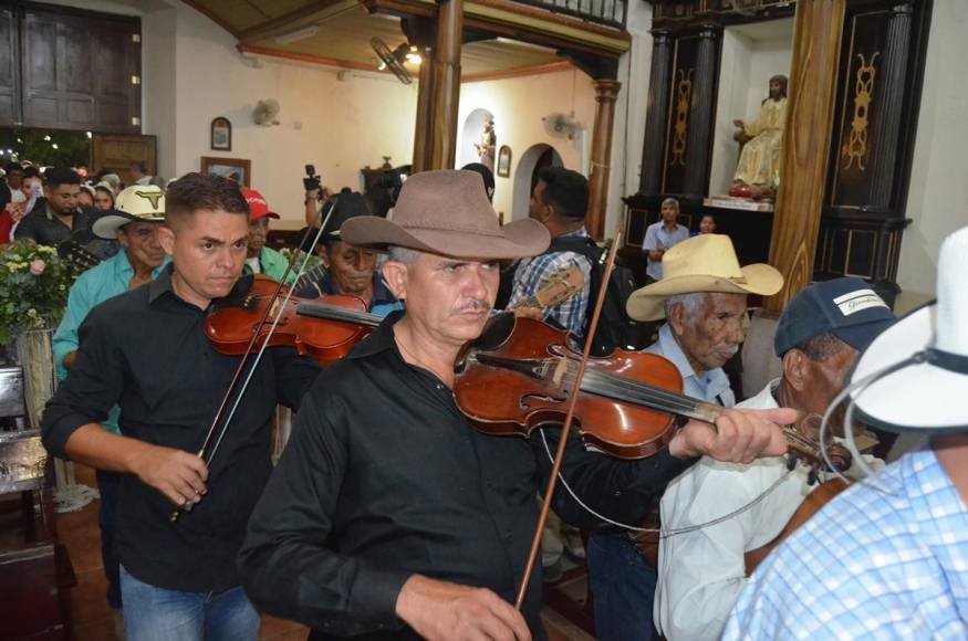 Choluteca celebra tradicional boda campesina en marco de su feria patronal