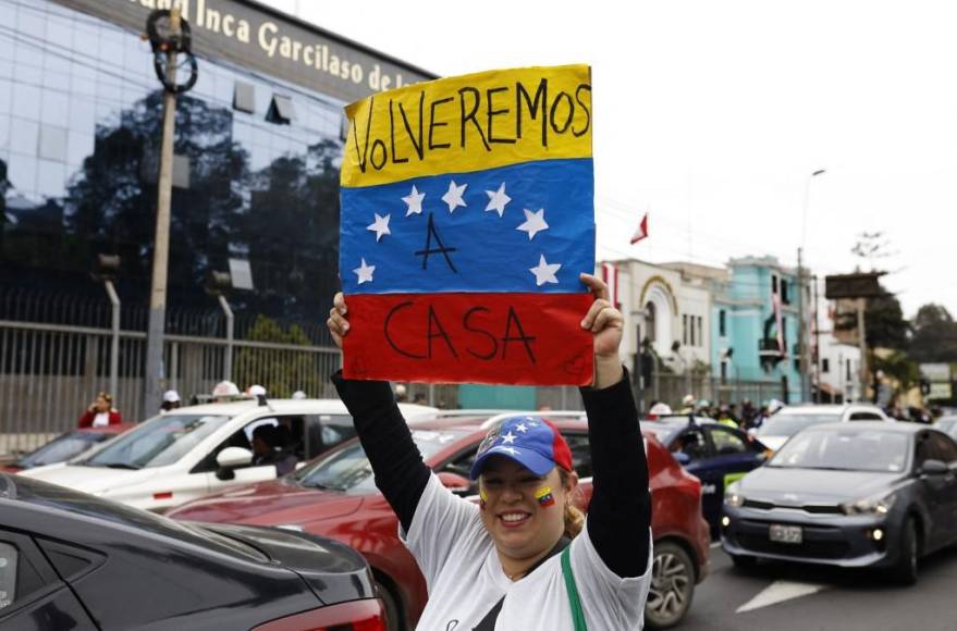 ¿Qué decían las pancartas del pueblo venezolano durante elecciones?