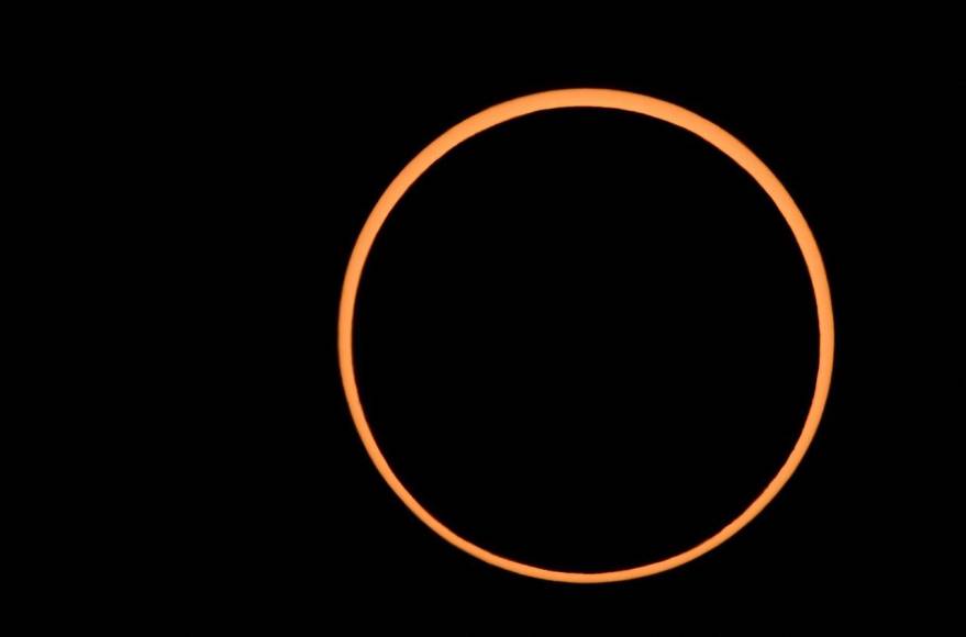 Se vio como un “anillo de fuego”: Así fue el eclipse solar de este sábado