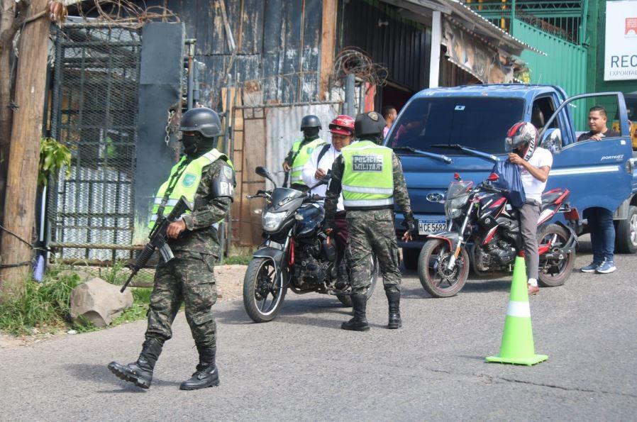 Sitiada y sin mototaxis quedó la Villa Cristina tras ataque a patrulla policial