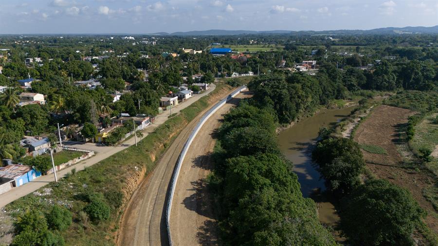 Así va el muro fronterizo de 400 kilómetros entre República Dominicana y Haití