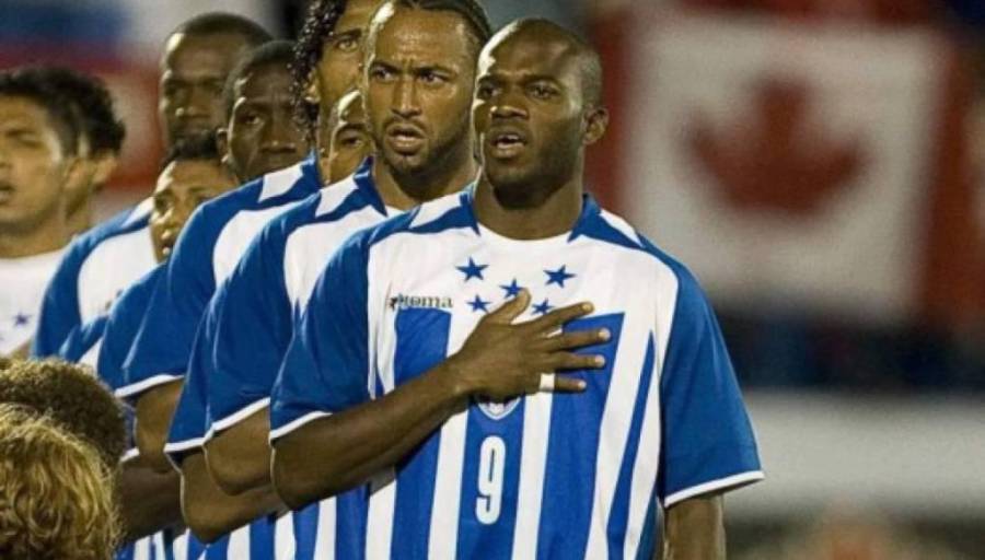 ¡Bellezas! Esta es la evolución de las camisas de la Selección de Honduras a lo largo de los años