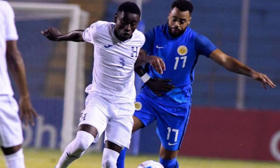 ¡Bellezas! Esta es la evolución de las camisas de la Selección de Honduras a lo largo de los años