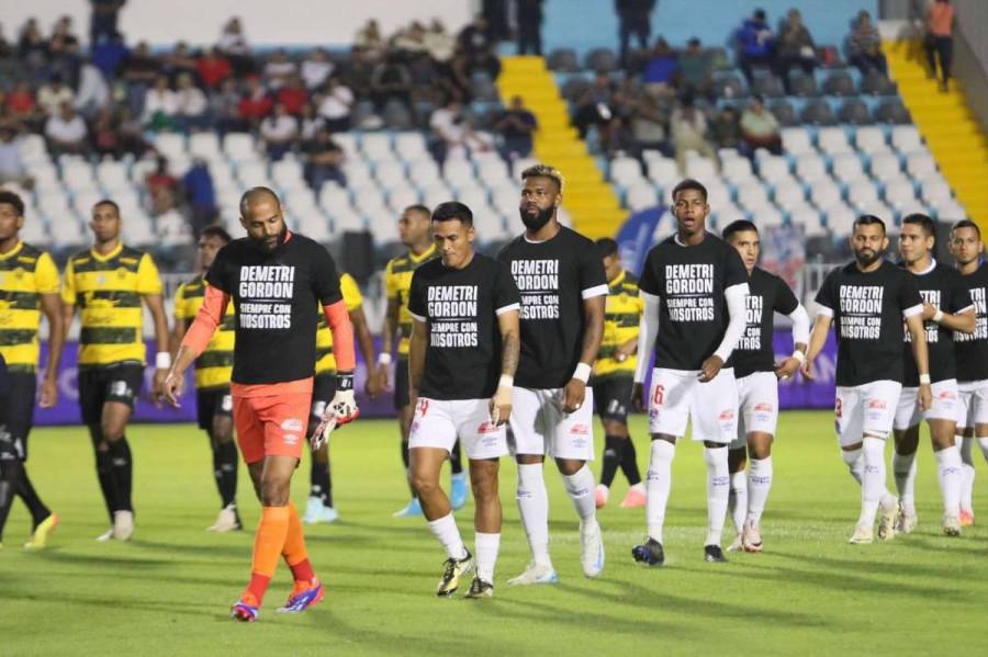 No se vio: Olimpia homenajea a Demetri y Ultra Fiel arma fiesta tras derrotar a Real España