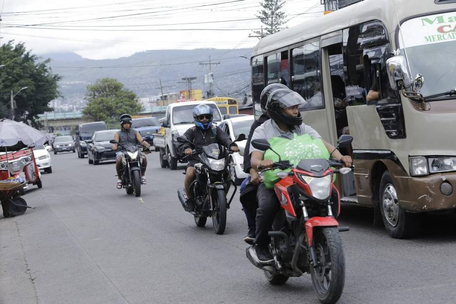 Motociclistas y peatones ¿Qué cuidados deben tener para evitar atropellamientos?