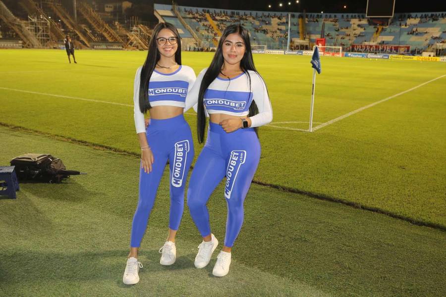 Ambiente de clásico en el Olimpia-Real España: ¿Quién es la bella chica que llegó con la Máquina?