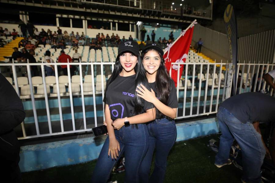 ¡Solo bellezas! Estadio Nacional se llena de lindas chicas para clásico entre Motagua y Olimpia