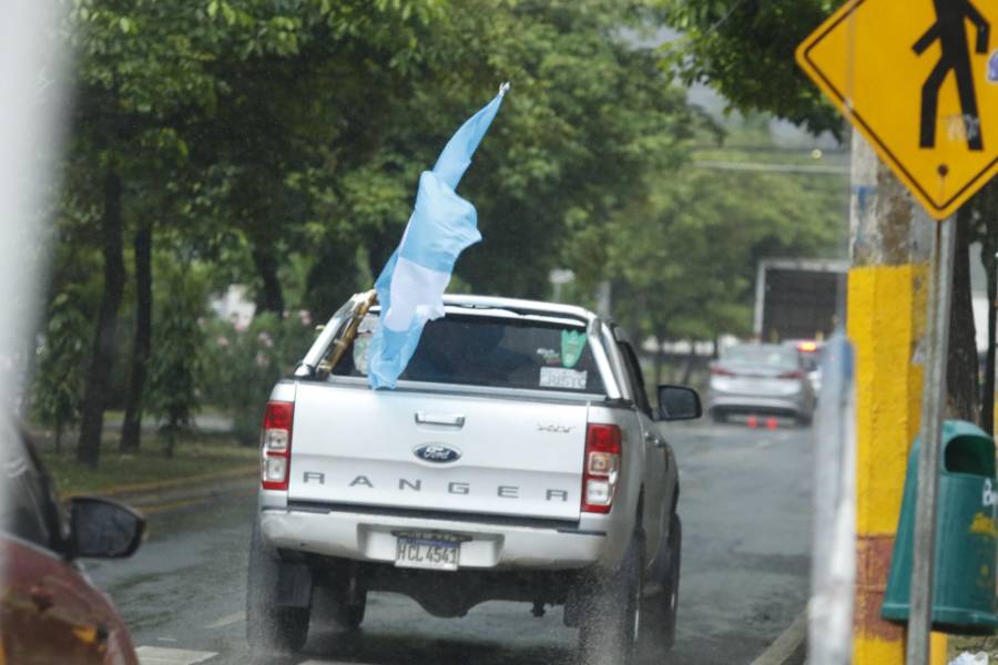 Tormenta Sara se comienza a sentir en Honduras ¿se jugará partido ante México?