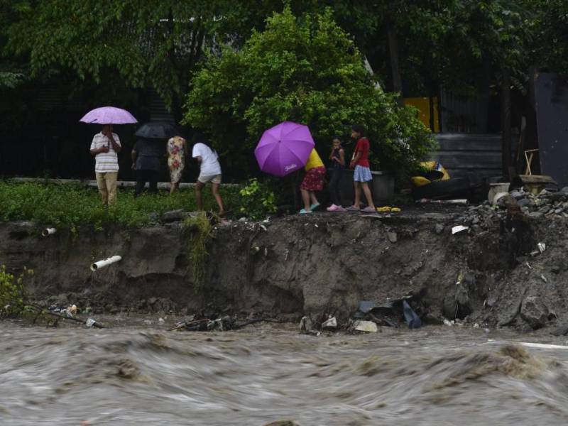 Los habitantes del valle de Sula, viven en zonas de riesgo y el aumento de las lluvias los vuelve más vulnerables.