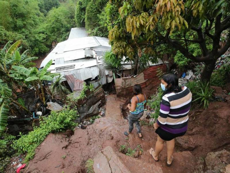 Los habitantes que viven en zonas vulnerables temen que se repitan incidencias negativas ante la advertencia de precipitaciones intensas para este año.