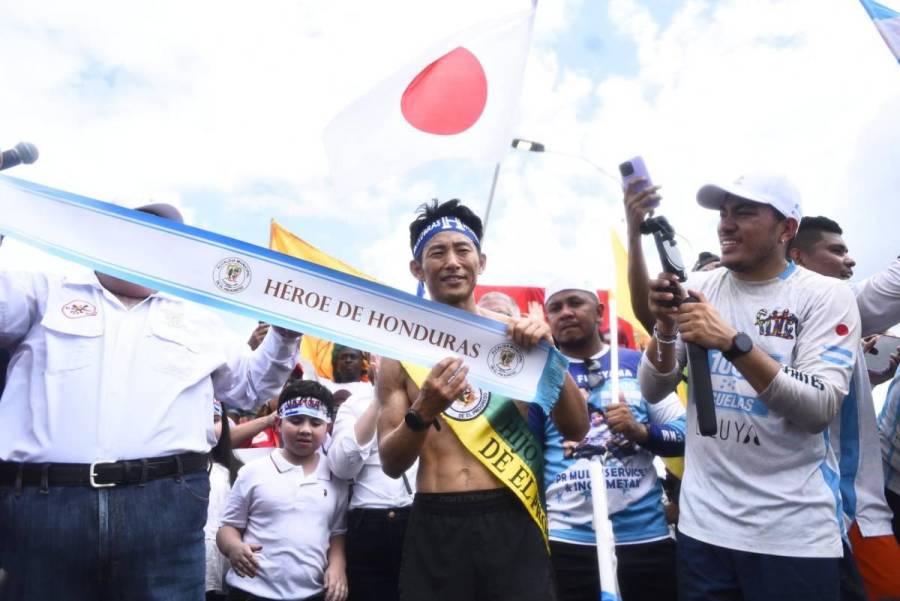 Shin Fujiyama completa reto 3,000 km: Así fue la llegada del japonés a El Progreso