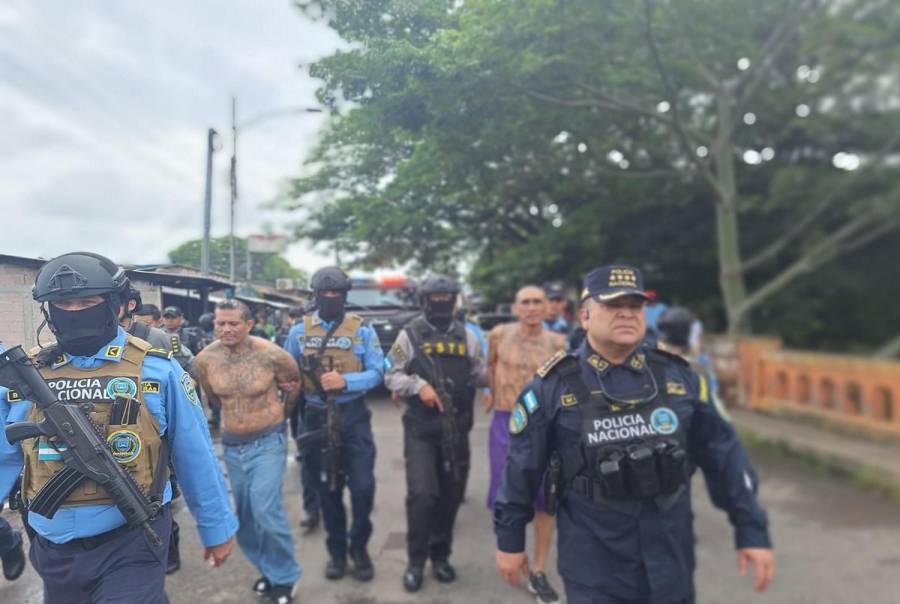 Cabecillas y “palabreros” de la 18: pandilleros capturados en la capital son entregados a El Salvador