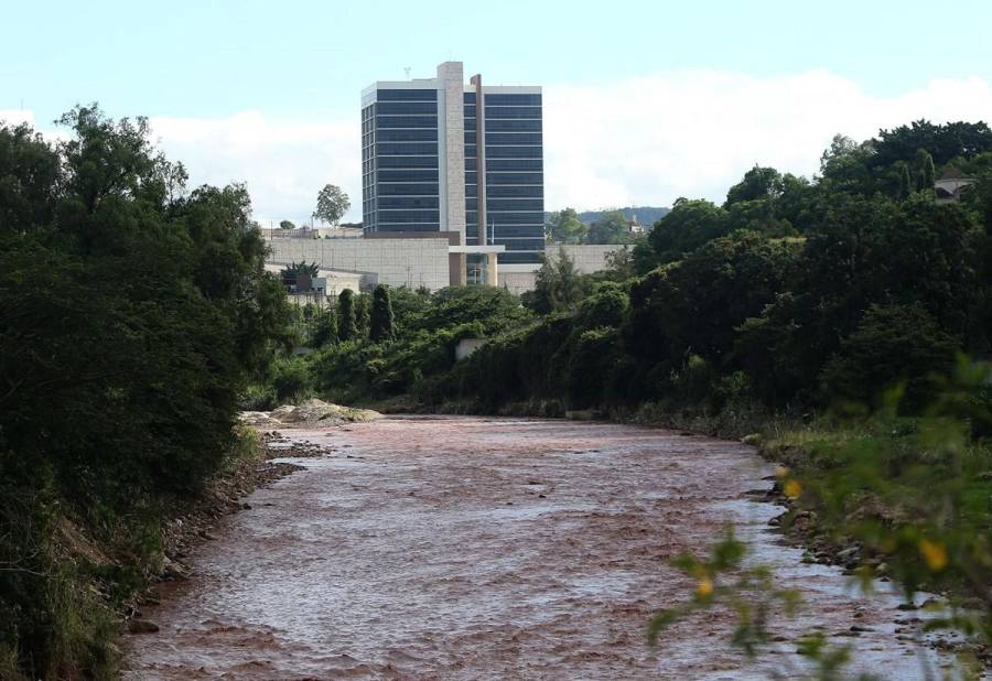 Así se encuentra el nivel del río Choluteca tras recientes lluvias