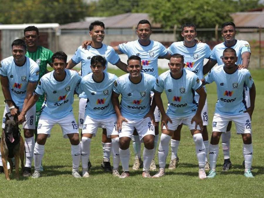 Con privilegios y patrocinio, el equipo Policía FC: ¿proyecto deportivo o treta financiera?