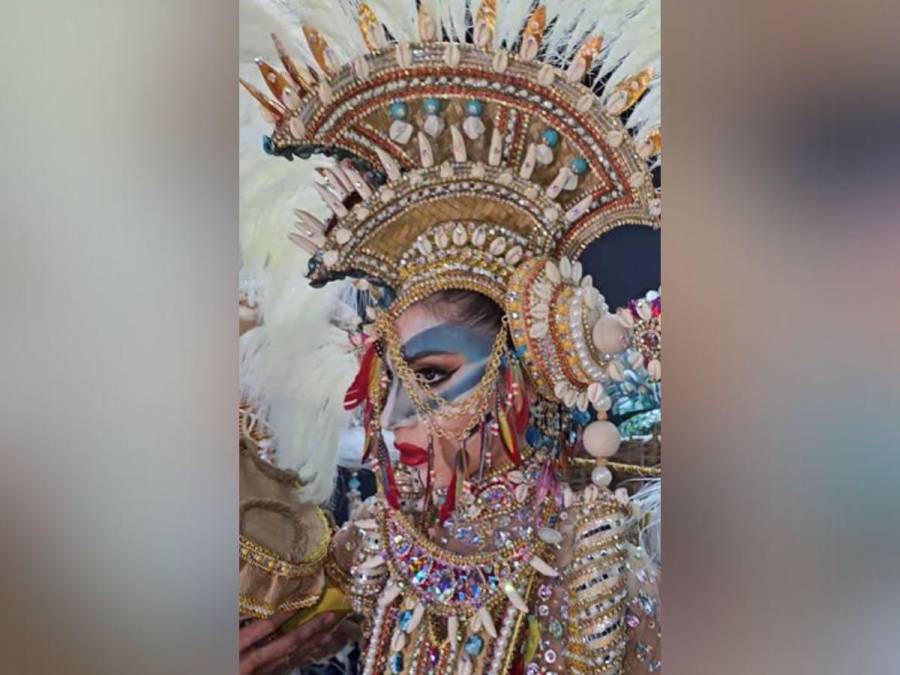 Yariela García, Miss Grand Honduras, deslumbra con traje nacional pech y colibrí