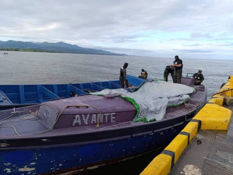 Decomisan a guatemalteco más de 5 millones de cigarrillos en la Barra de Chamelecón